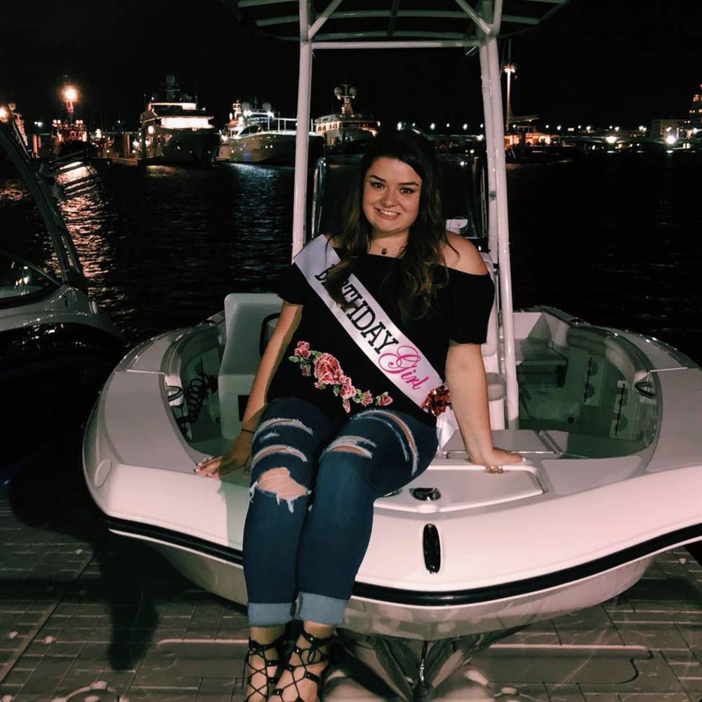 Meet your Posher, Ciara